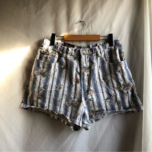 VINTAGE high waisted striped denim and floral shorts